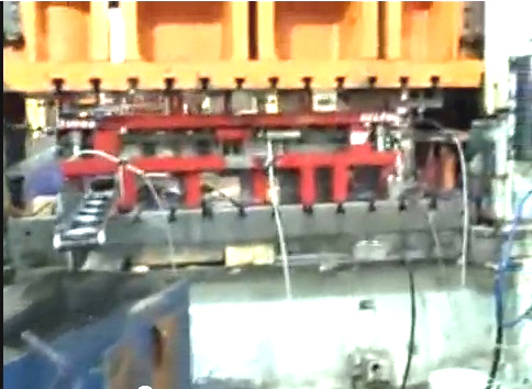 Ferramentas usando prensas MINSTER de até 1200 toneladas