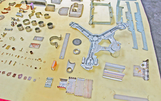 Peças de  metais - ZAMAC, alumínio, latao, conquinhas, produtos e amostras
